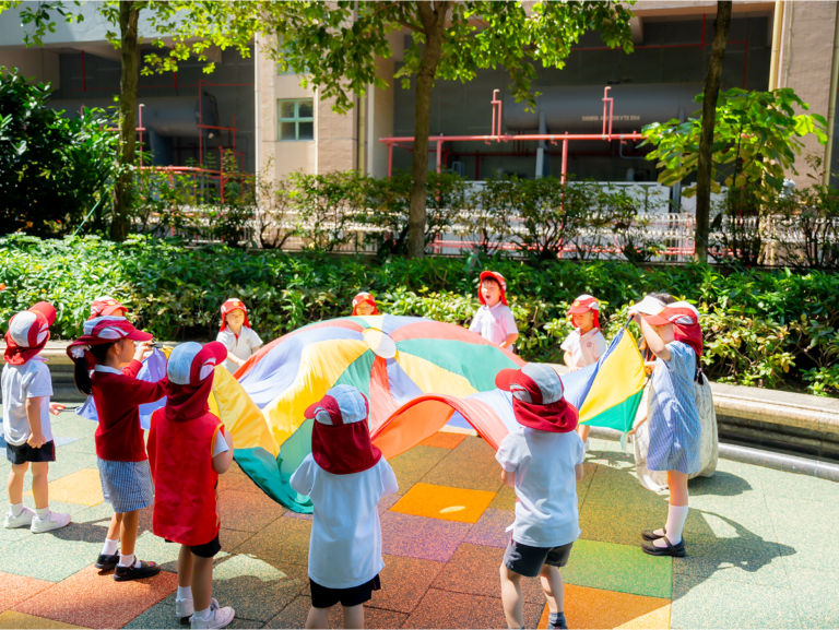 Auto carousel - image-1